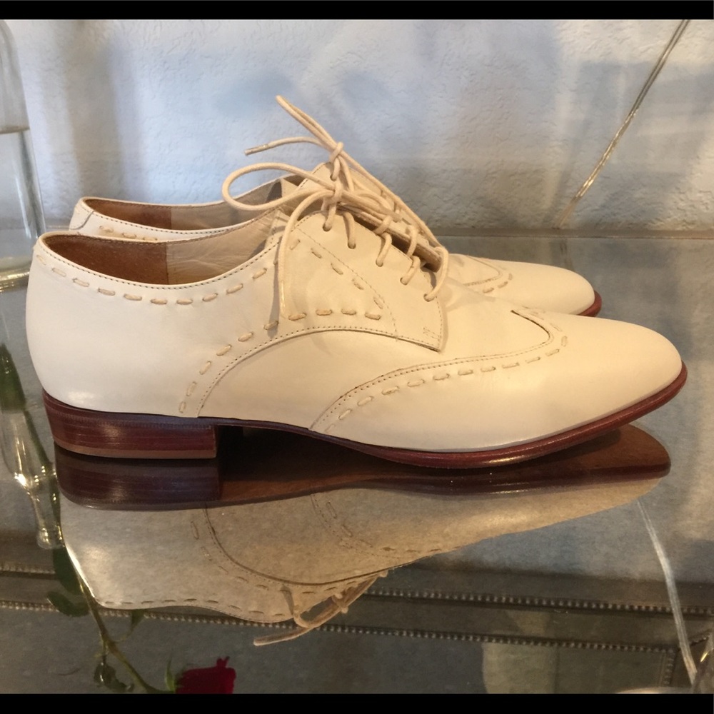 Kenneth Cole oxfords like New never worn